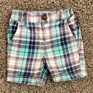 5/$25 Carter’s toddler boys plaid shorts size 3T